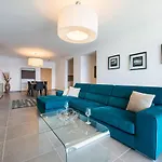 Seafront Luxury Incl Pool Apartamento