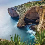 Seafront Luxury Incl Pool Sliema