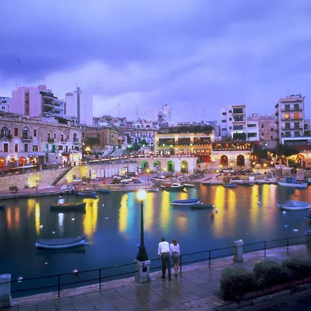 Seafront Luxury Incl Pool Sliema