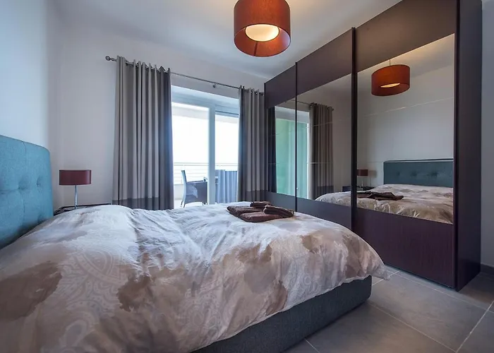 Апартаменты Seafront Luxury Incl Pool *