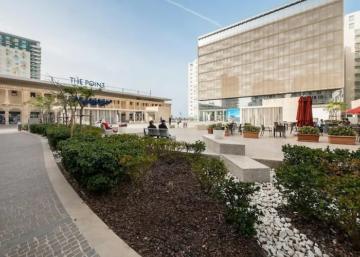 Апартаменты Seafront Luxury Incl Pool Слима