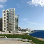 Seafront Luxury Incl Pool
