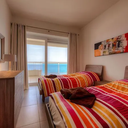 Seafront Luxury Incl Pool *