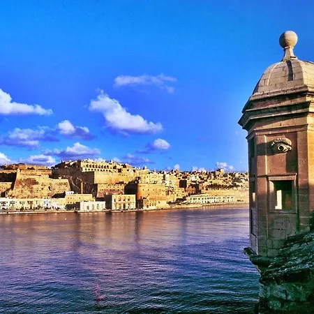 Seafront Luxury Incl Pool * Sliema