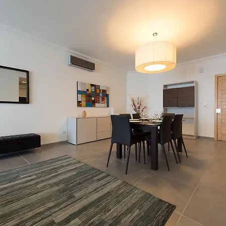 Apartmán Seafront Luxury Incl Pool Sliema