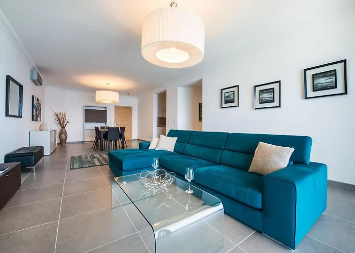 Seafront Luxury Incl Pool Appartamento