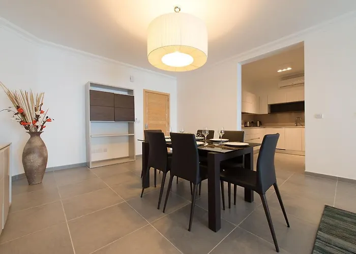 Seafront Luxury Incl Pool