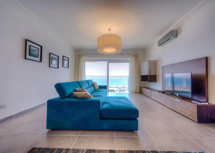 Appartamento Seafront Luxury Incl Pool Sliema