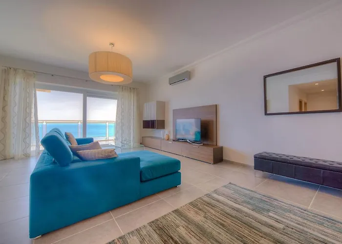 Seafront Luxury Incl Pool 公寓